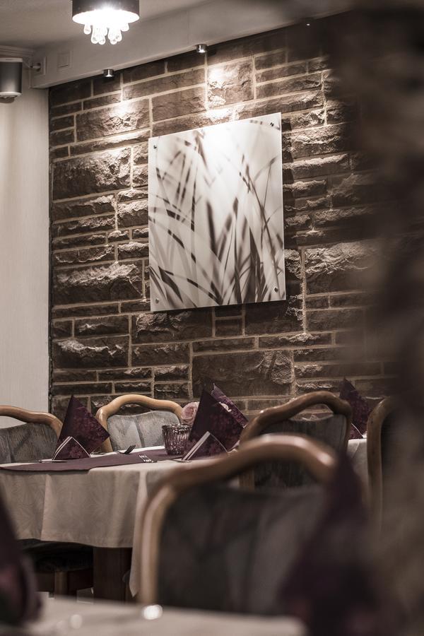 Restaurant Landgasthof Zum Wiesengrund 뉴어 외부 사진